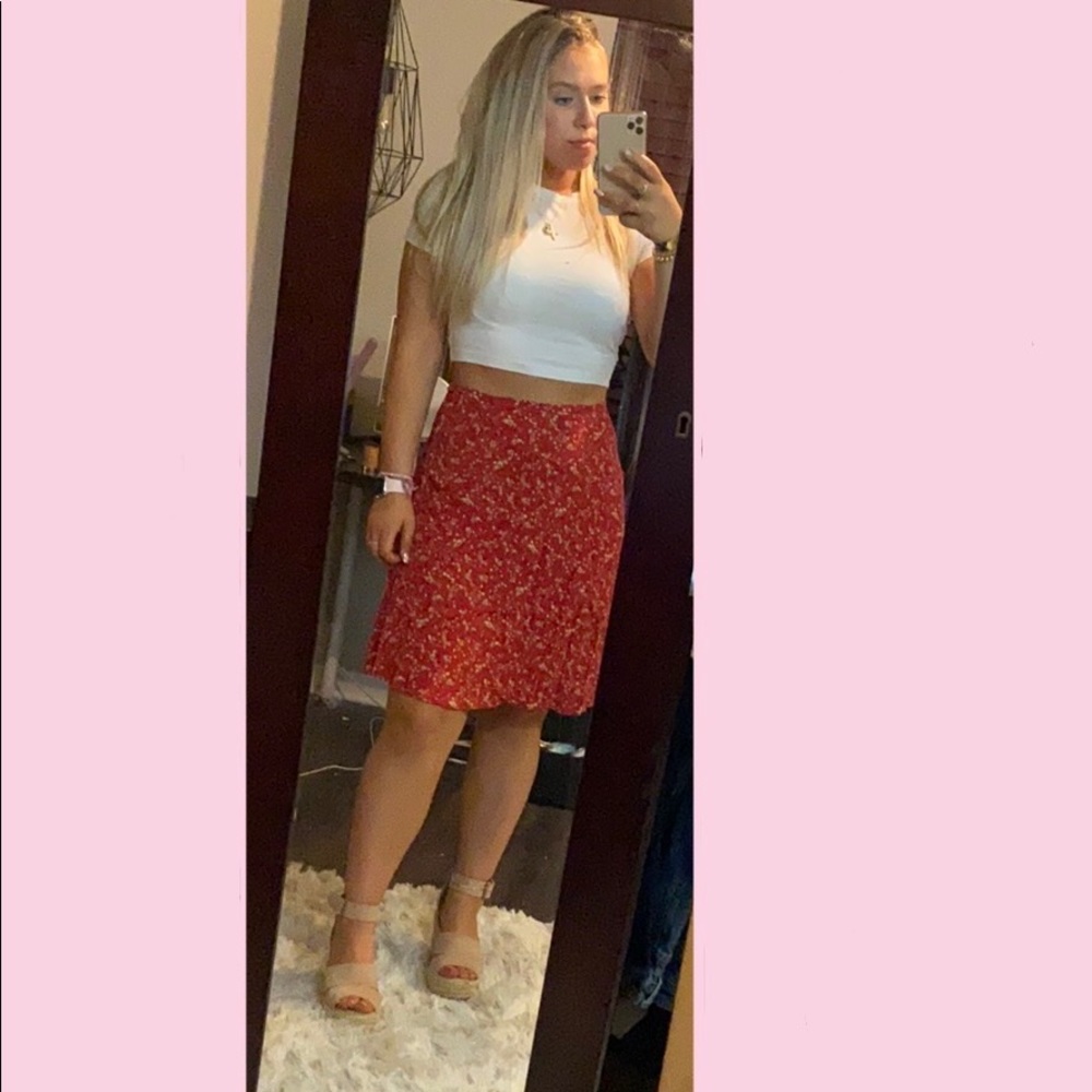 Floral flowy skirt